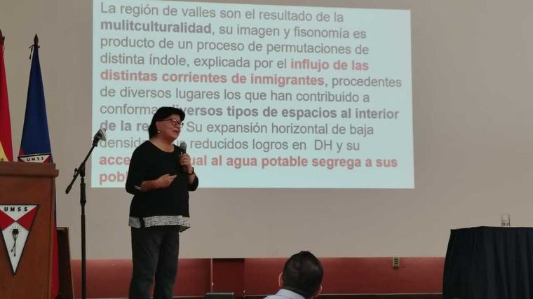 La expansión urbana amenaza las zonas de recarga de agua y agrava la crisis hídrica en Cochabamba