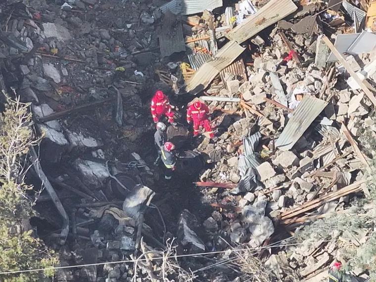 Suman seis los fallecidos por doble explosión en Viacha y vecinos piden pensiones para familias de efectivos fallecidos