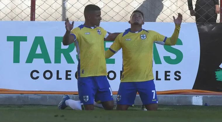 ABB celebra su primera victoria con Walter Flores y deja en el fondo a FC Universitario