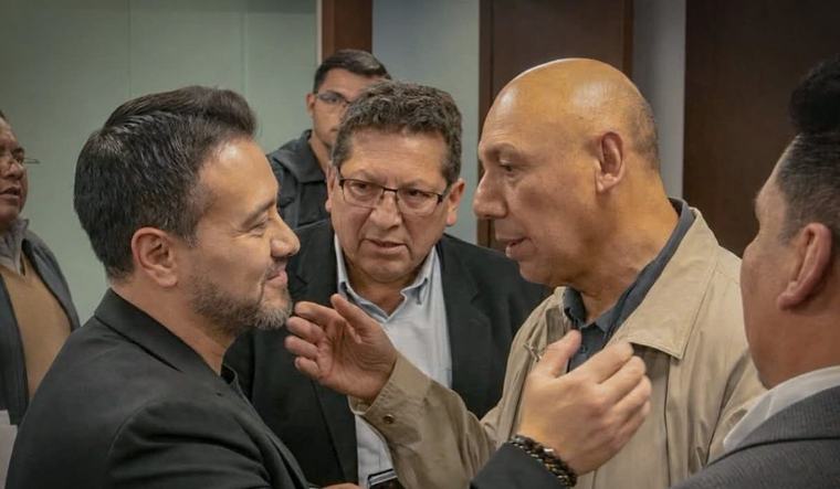 23:12 Aprueban proyecto de ley para la restitución de derechos de militares y policías dados de baja en 2019