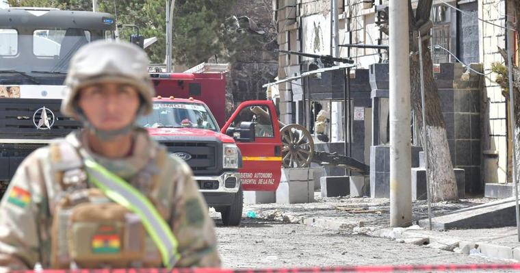 Explosión en Viacha: Escombros dificultan la búsqueda de seis desaparecidos, reporta la Policía