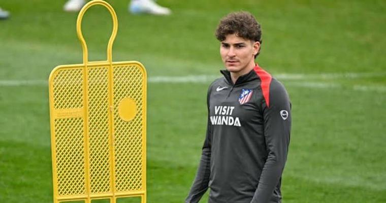 El Atlético viaja a Bilbao con Julián Álvarez entre los convocados