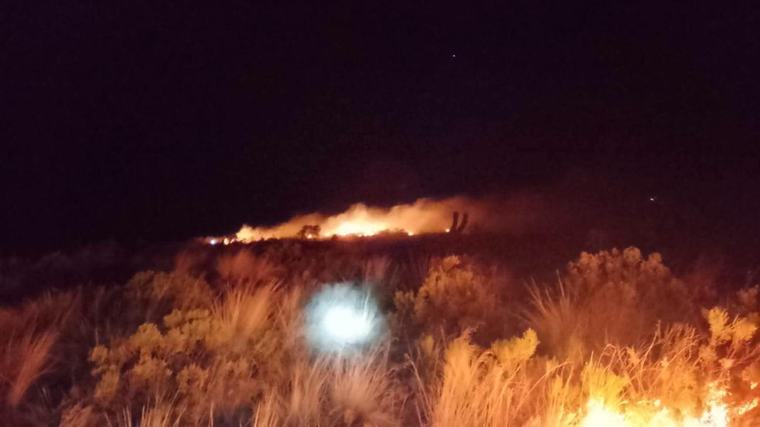 Incendio forestal en Challapata arrasa 200 hectáreas de serranía