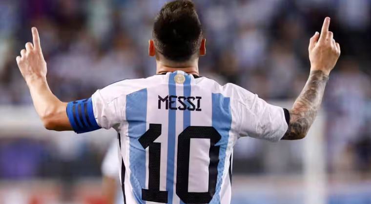 Revelan quién sería el nuevo dueño de la camiseta “10” de Argentina