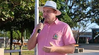 Alcalde de Cuatro Cañadas denuncia trabas de la ANH para importar crudo y producir combustible