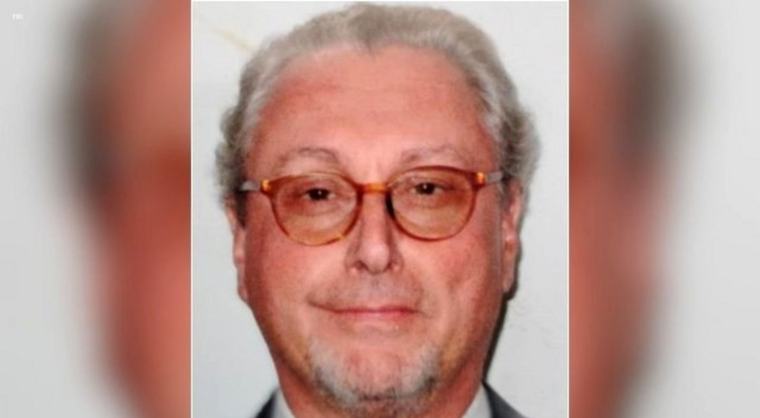 El FBI ofrece 150.000 dólares por el magnate de las "falsas apps"