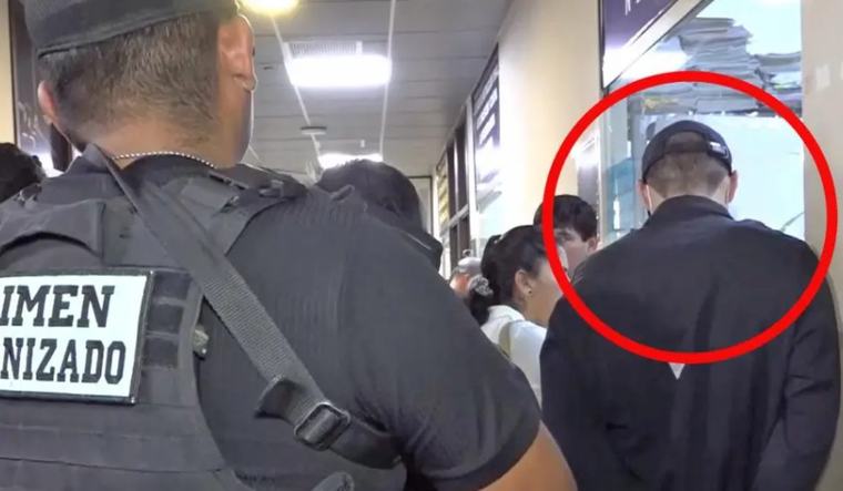 18:29 Fiscalía pide 180 días de detención para acusado de tráfico de armas en Viru Viru