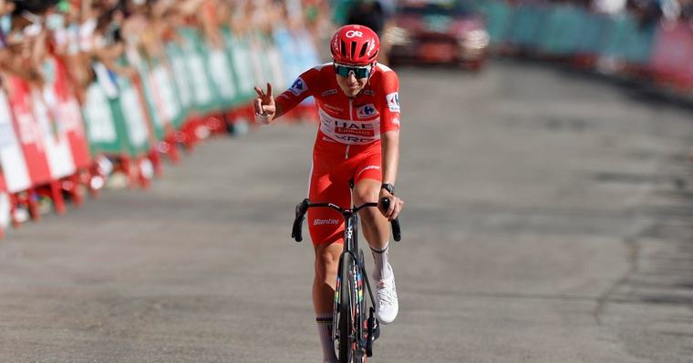 Pogacar, estrella del ciclismo mundial, sufre fracturas y conmoción en la Vuelta a España