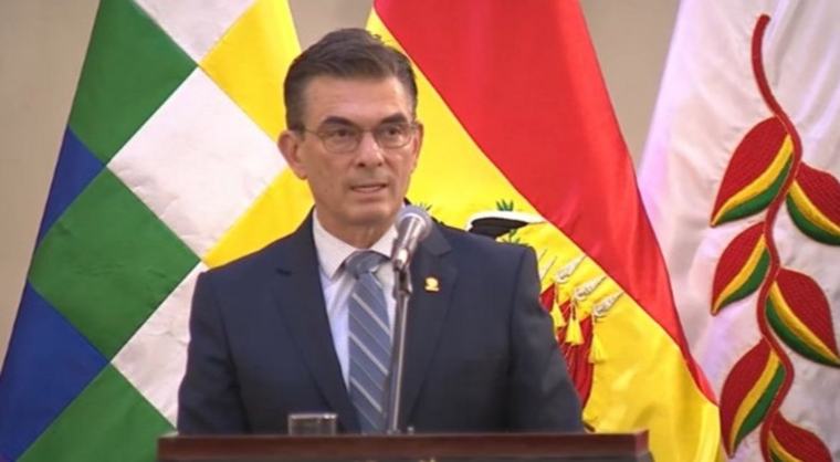 Paz anuncia envío de paquete de leyes y decretos a la ALP