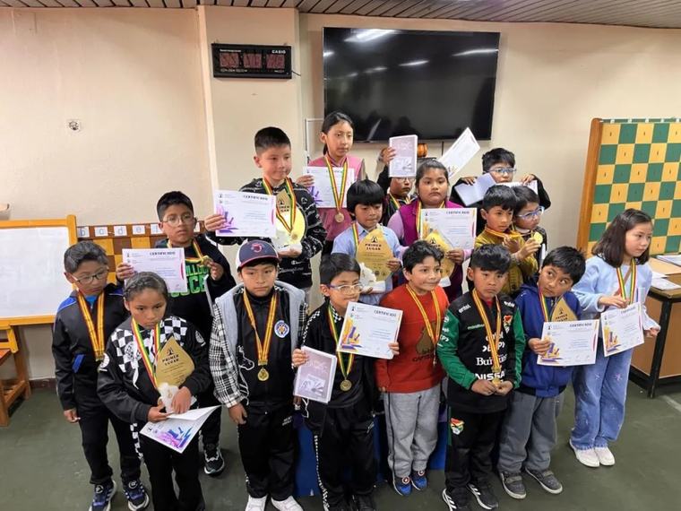 La tercera Olimpiada Nacional Escolar corona a sus ganadores en La Paz
