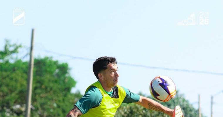Roldán vuelve a entrenarse con Oriente y apunta al duelo ante Always