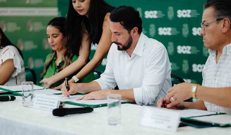 JP Velasco promulga el POA 2027: gobernación cruceña tendrá un presupuesto de Bs 1.463 millones