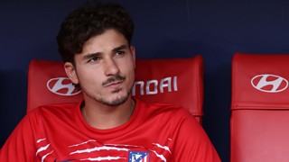 Barcelona mantiene su oferta al Atlético por Julián Alvarez