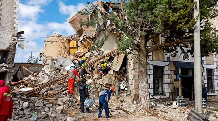 Suman seis los muerto en cuartel de Viacha y hay 11 personas desaparecidas